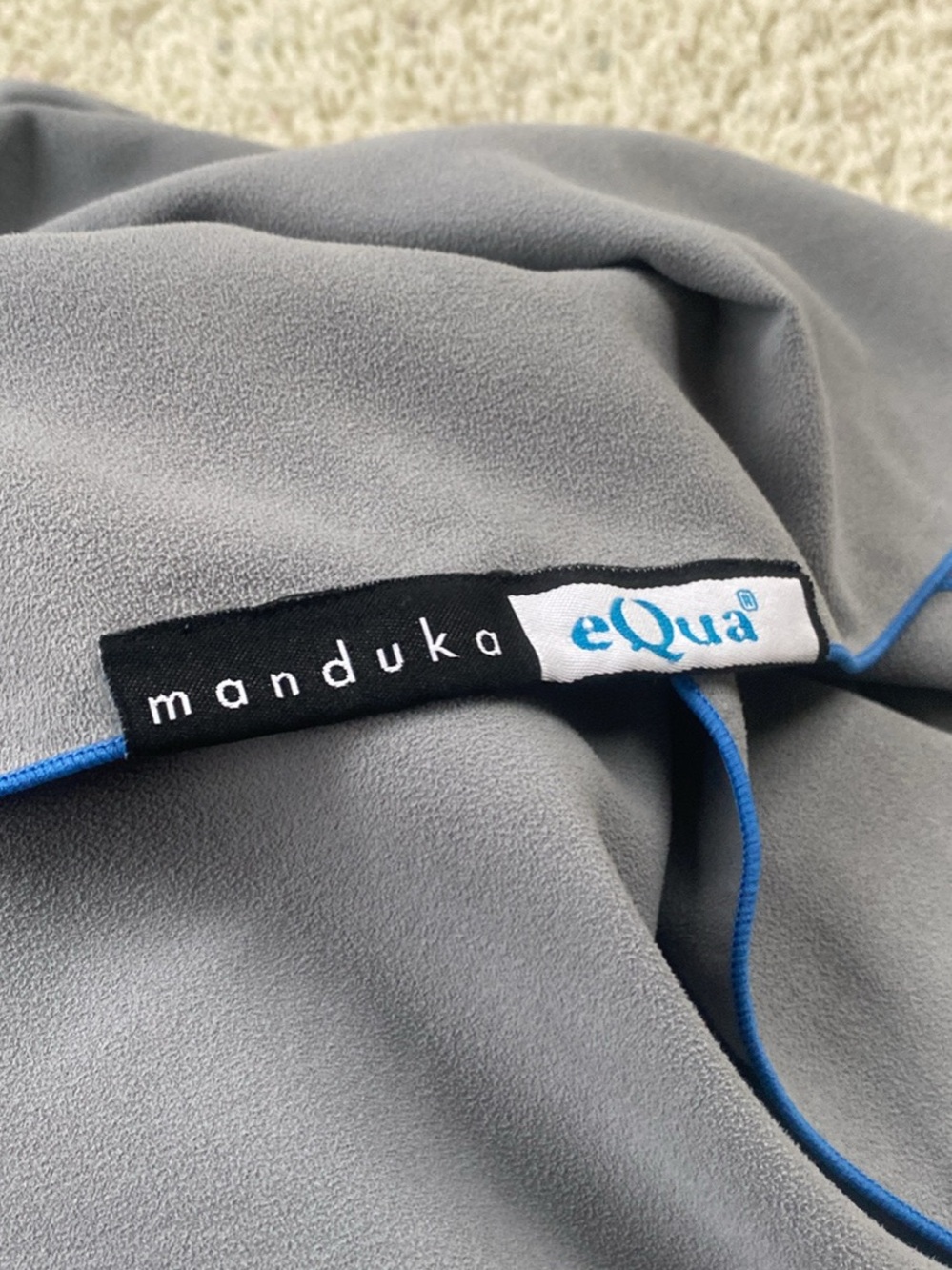 manduka eQua yoga towel gray with Blue Trim